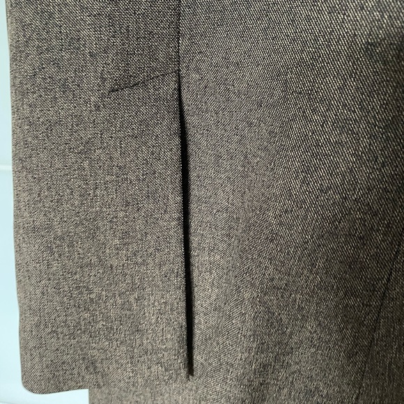 Ladies Jacket & Skirt - Picture 5 of 7